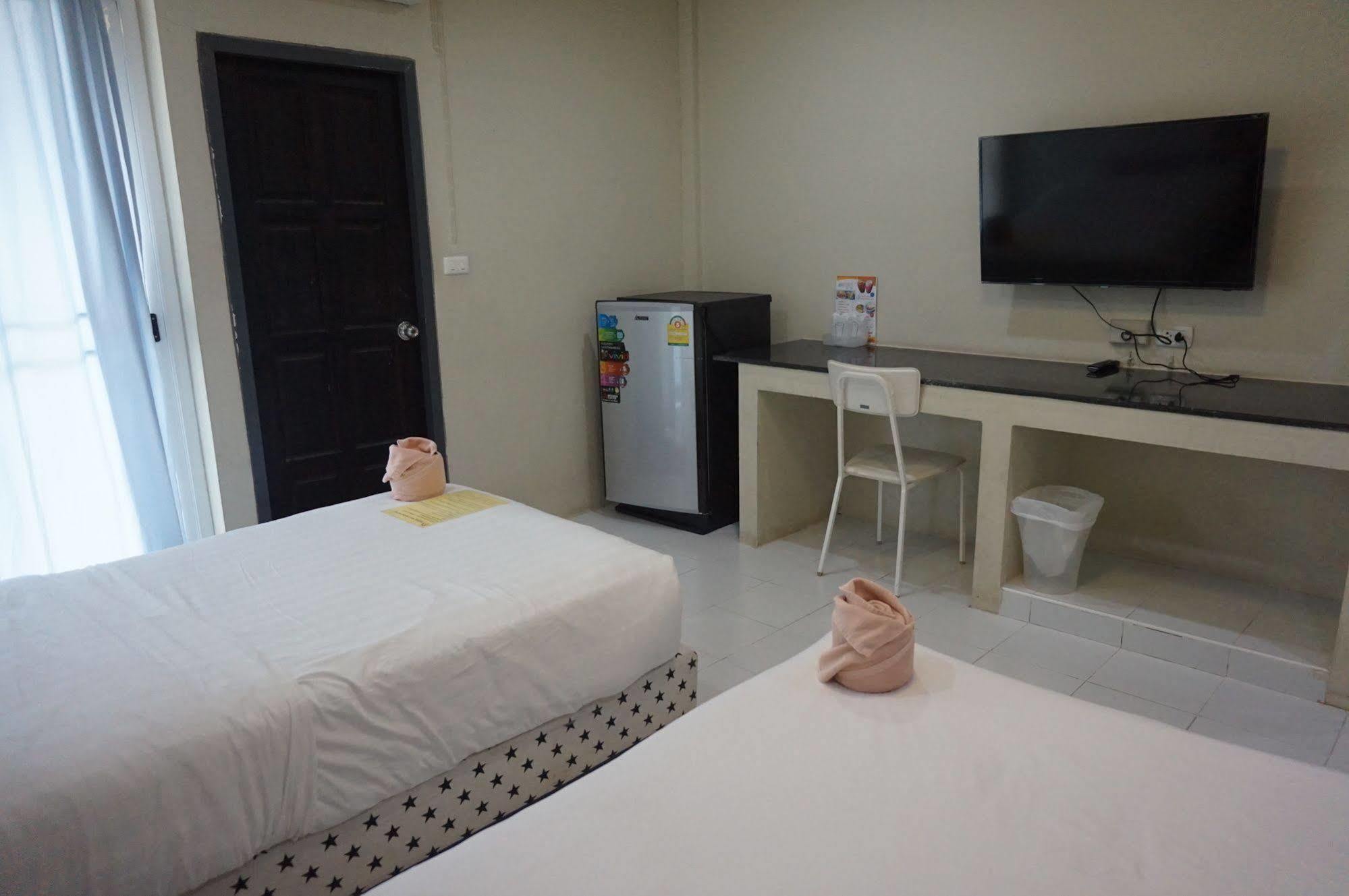 The One Phetchabun Aparthotel Екстериор снимка